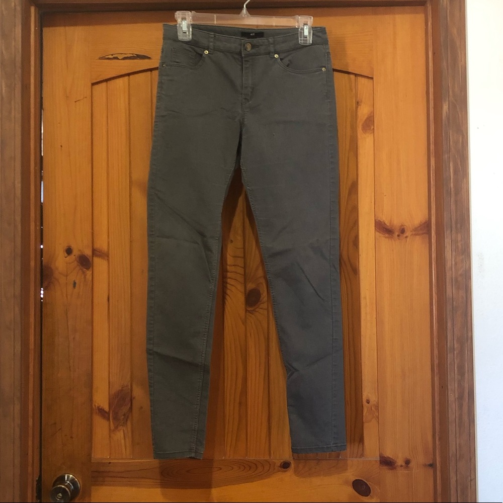 Women’s H&M Denim Gray Skinny Jeans Size 8